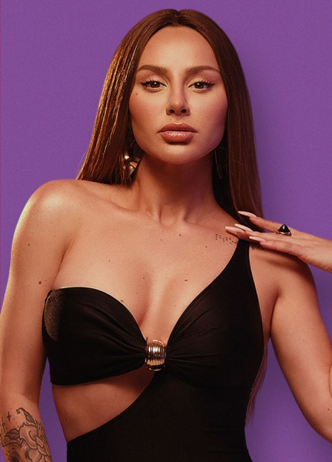 Anna Asti