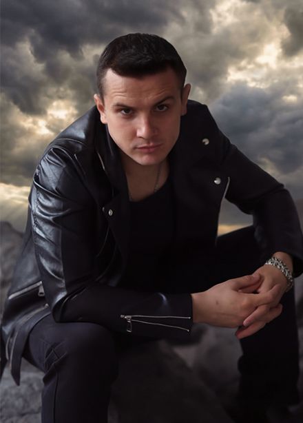 NЮ. Юрий Николаенко