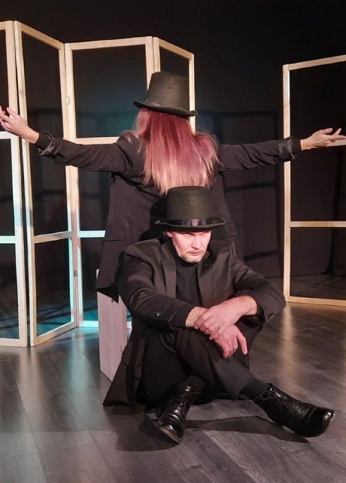 Анекдот о трех картах. Спектакль