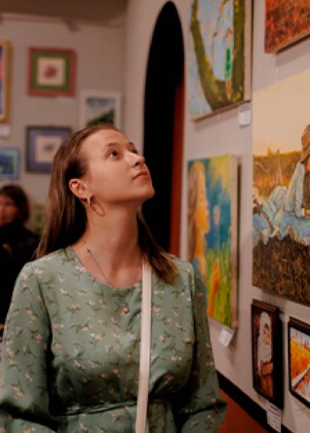 Там, где тихо шепчутся чудеса. Вернисаж выставки