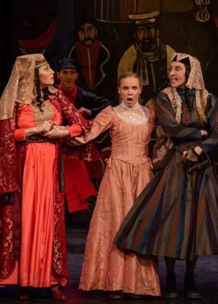 Ханума. Спектакль