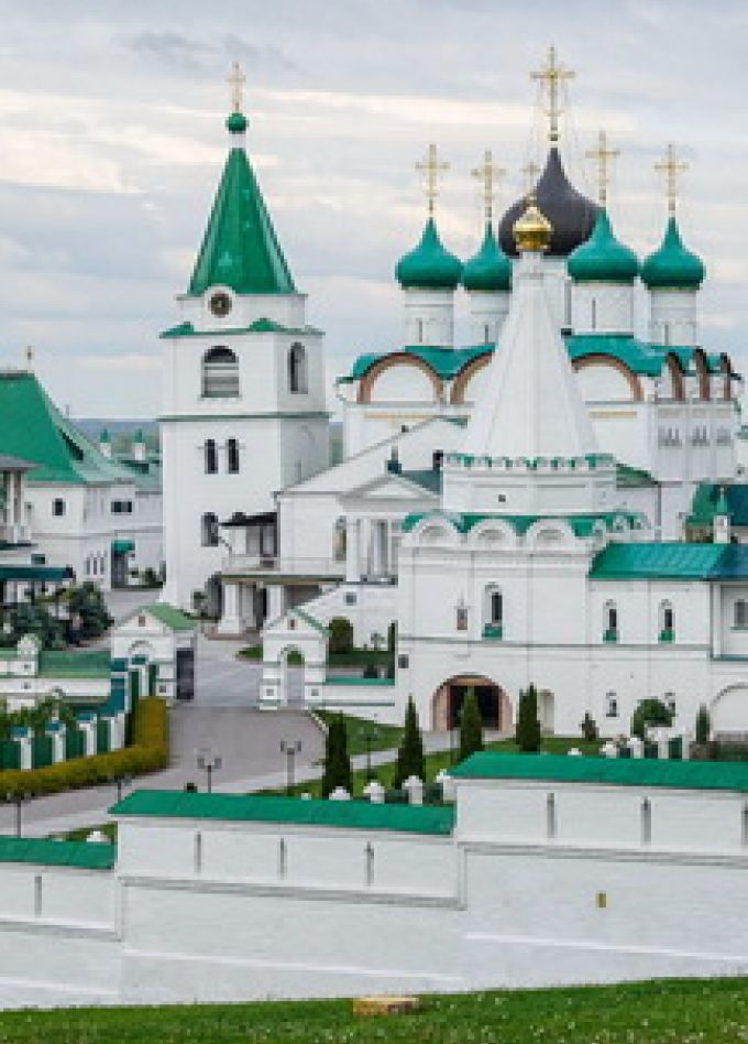 Экскурсия по Нижнему Новгороду с посещением Печерского монастыря и канатной дороги