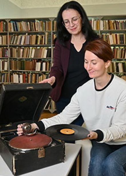 Музыкальные истории в нижегородской Ленинке. Экскурсия