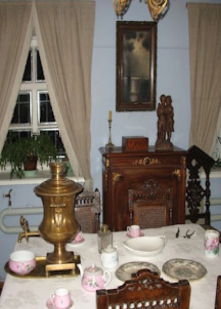 Мемориальная экспозиция музея Н.А. Добролюбова